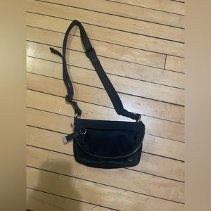 Brand new Lululemon festival bag